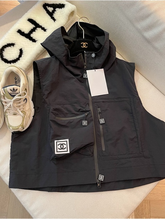 Chanel paris Jackets & Blazers - CHANEL Black Hooded Utility Vest with CC Logo Accents